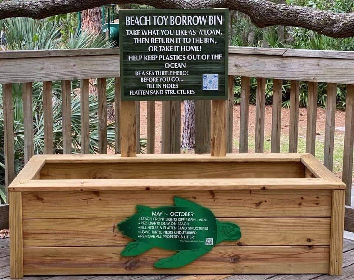 There’s now a bin for beach toys at Islanders Beach Park on Hilton Head Island.