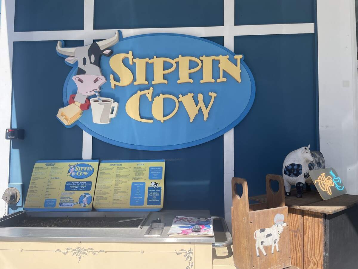 The suspected shooter lived in an apartment above the Sippin’ Cow Cafe & Grill in Bluffton’s Promenade.