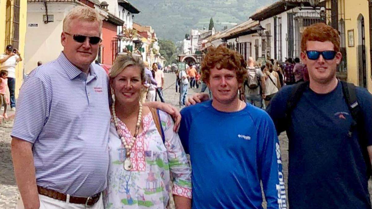 Police seized firearms on Murdaugh murder scene. What else new court documents reveal