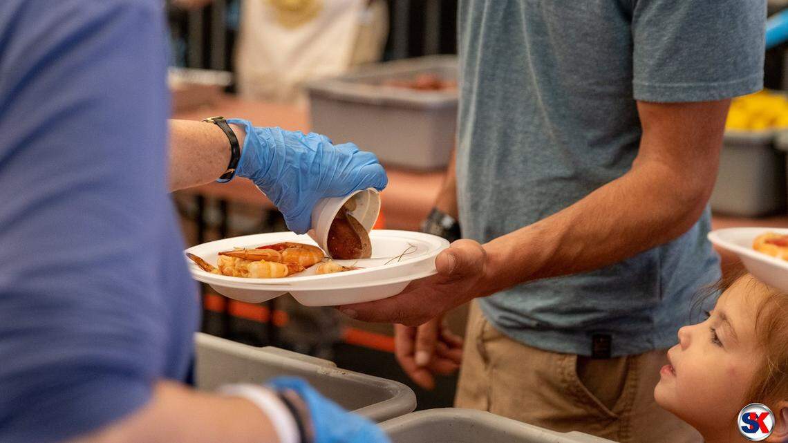 Beaufort Water Festival wraps up Sunday with blessing of the fleet, boat parade