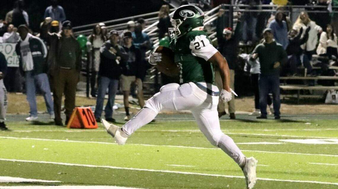 State bound: Beaufort football punches ticket to first title game since 2007