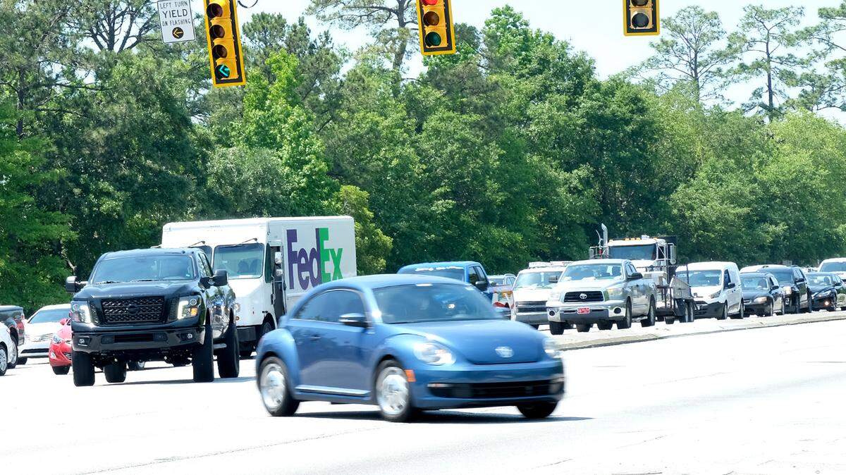 Traffic begins to move for US 278 drivers