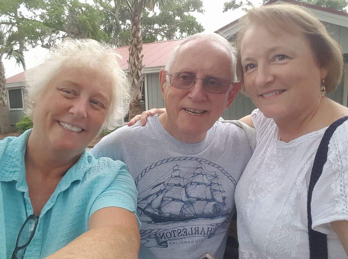 Ron Titus and his daughters, Ellen Titus and Ann Harrison.