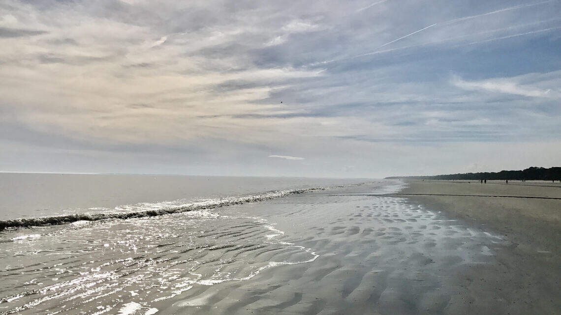 NC woman’s ashes washed up on a Hilton Head beach, police report says. What happened?