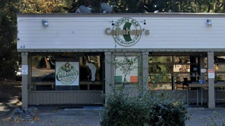 2 arrested after fight with security guard at popular Hilton Head pub, police say