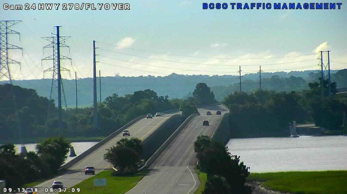 The Beaufort County traffic cameras showed fewer vehicles than usual on highways Thursday morning.