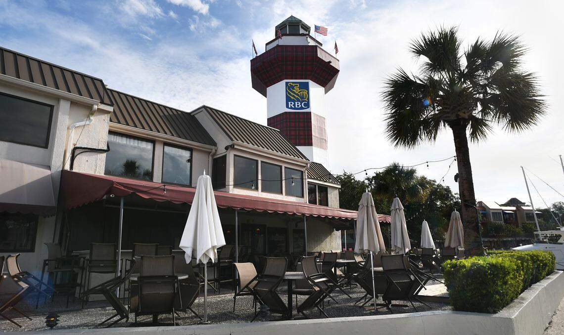 The Quarterdeck is easy to find: it’s right under the Harbour Town Lighthouse.