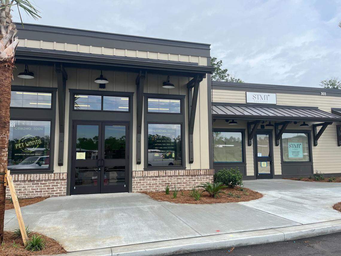 Pet Wants and STMT Boutique at the new Compass Commons in New Riverside Village