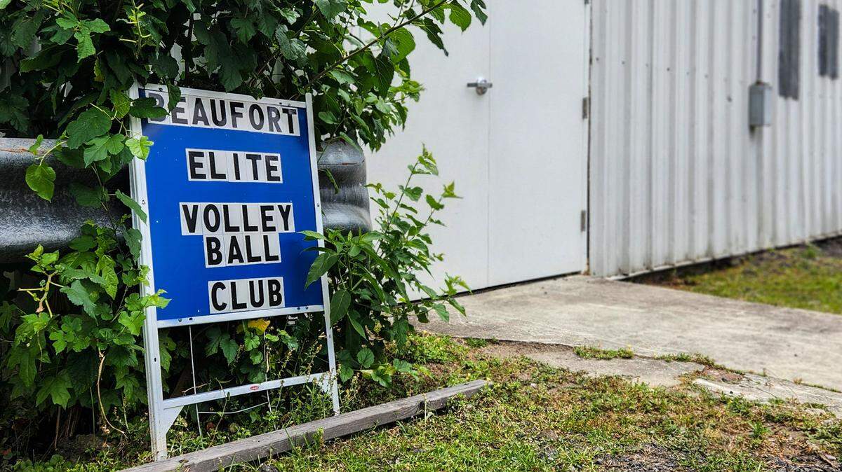 A sign propped up against the Beaufort County EMS building on Depot Road as photographed on May 15, 2023 signals space for the Beaufort Elite Volley Ball Club in Beaufort. According to the club’s website, participants can pay $10 for an open gym on Thursdays and a summer camp that starts in June for a one-time payment of $150.