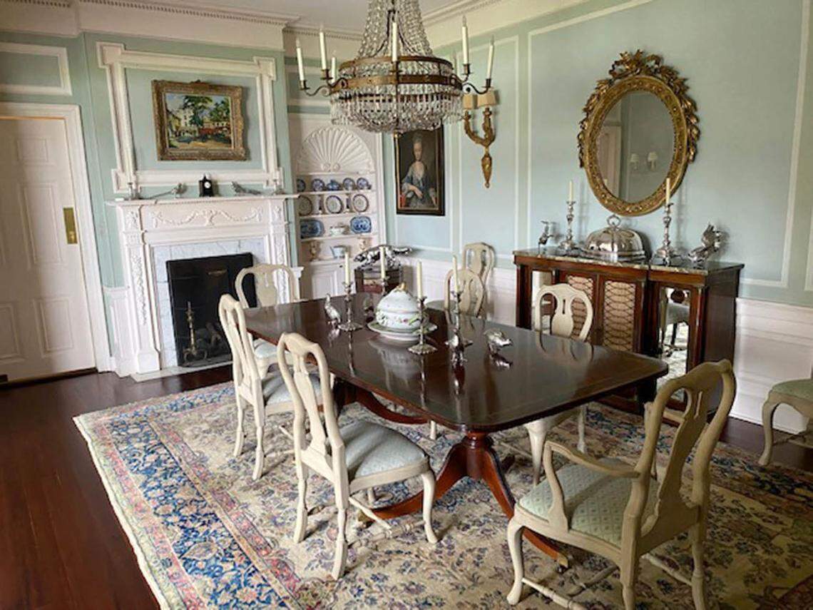 The dining room inside the main house of Poco Sabo Plantation