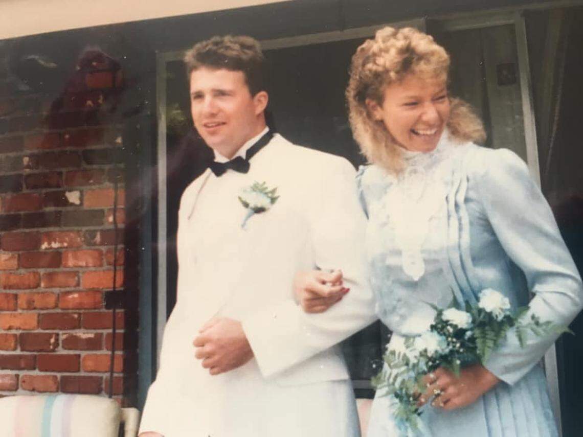Rob Neal and Susan (Weed) Neal at their wedding in 1987.