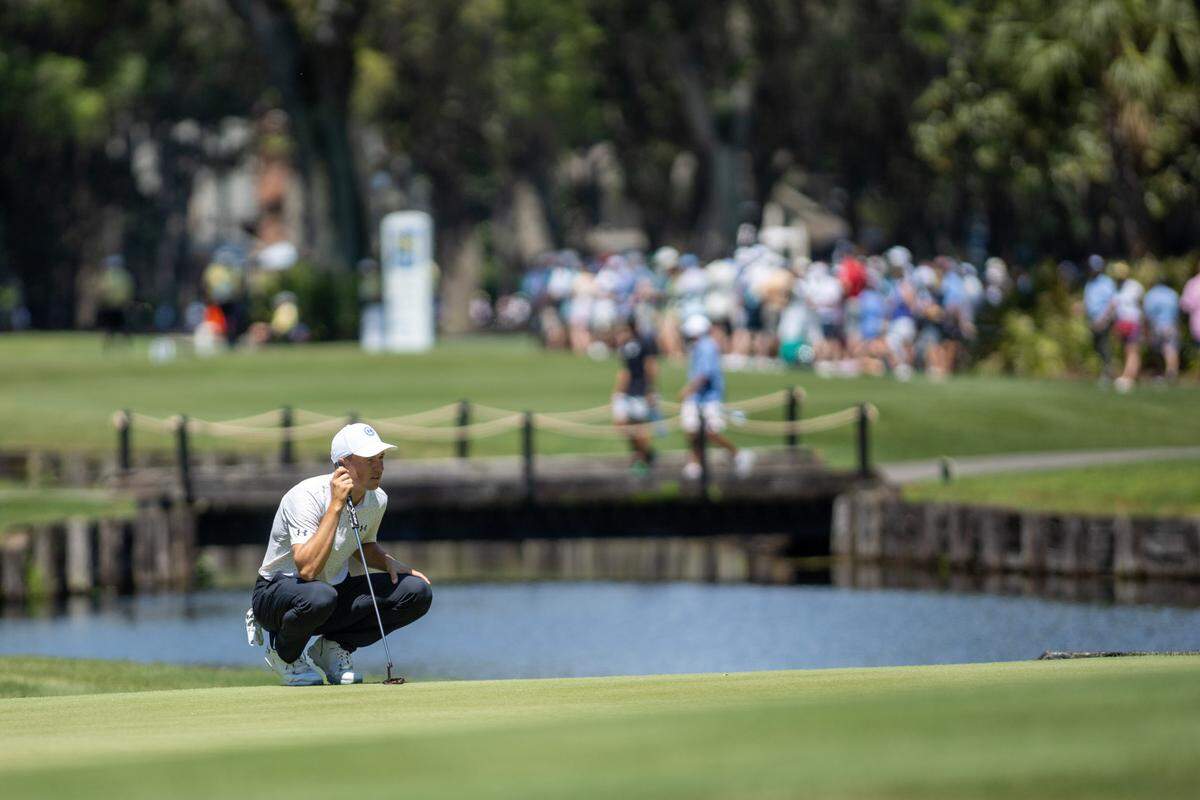 Jordan Spieth strategizes for a putt on the the fourth green during the third round of the RBC Heritage Presented by Boeing at Harbour Town Golf Links on Saturday, April 15, 2023 in Sea Pines on Hilton Head Island.
