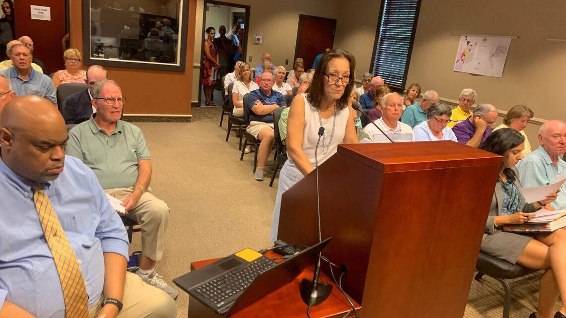 75 Sun City residents debate at City Hall over ‘public toilet’ planned next to homes