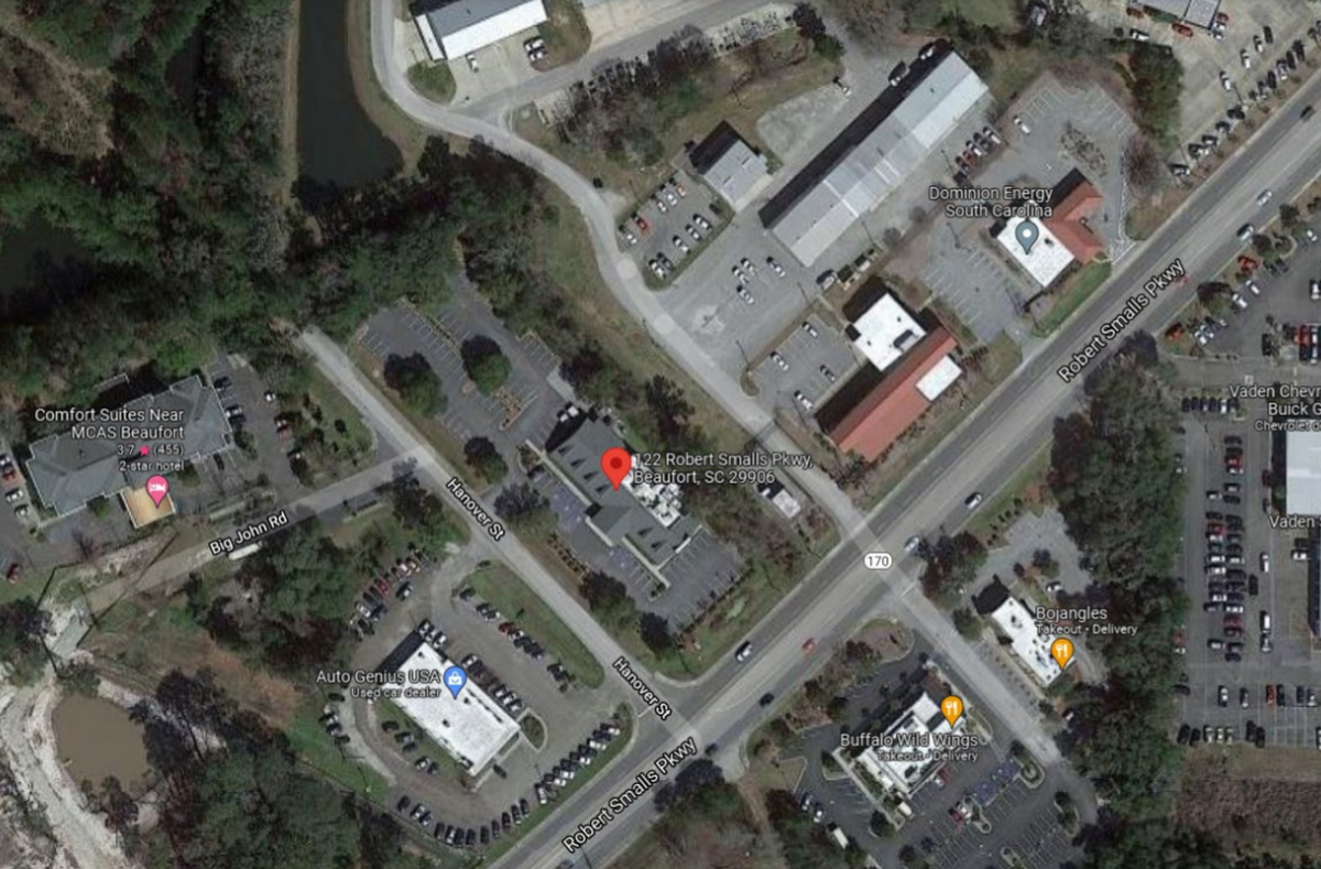 The location of a proposed Cook Out fast-food restaurant on Robert Smalls Parkway is indicated by the red pin.