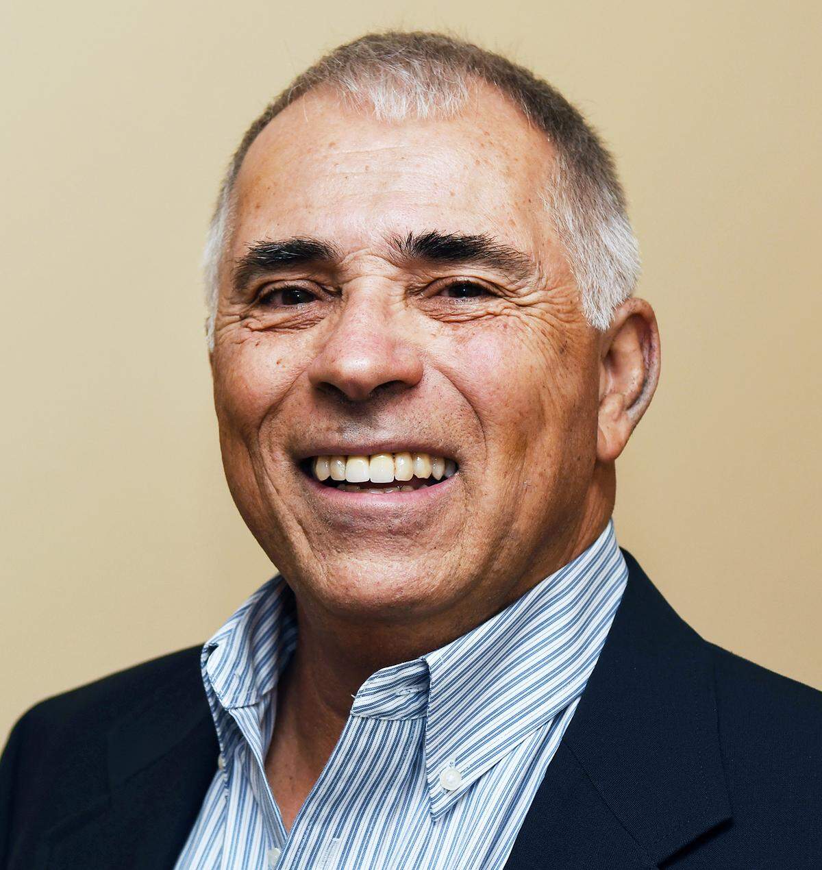 Richard Dextraze, a Sea Pines resident, has filed to represent Ward 5 on the Hilton Head Island town council.