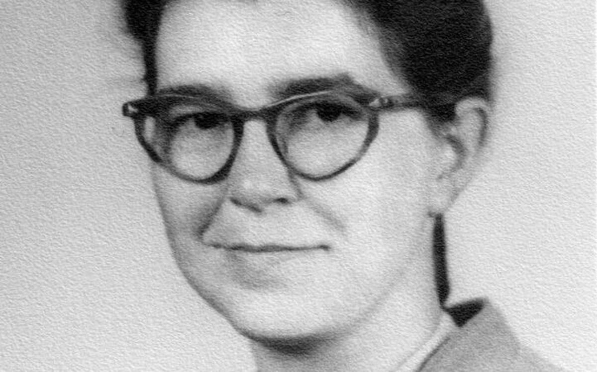 Formal portrait of Lois Mary Gunden circa 1945