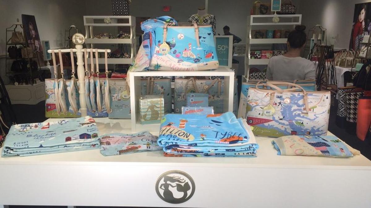 Spartina 449 has opened its new outlet stores in Tanger 2 between Claire’s and Crocs Outlet just in time for holiday shopping.