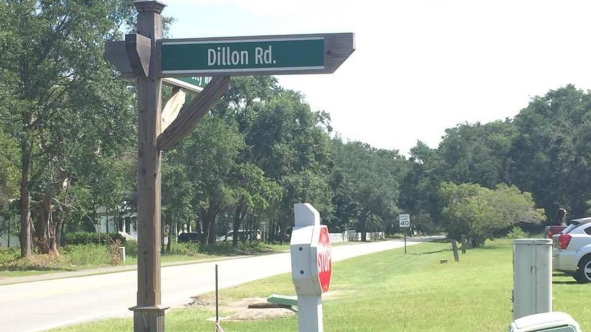 Elite Resort Group is proposing to construct a 16,000 square foot building that will serve as a laundry facility and warehouse.