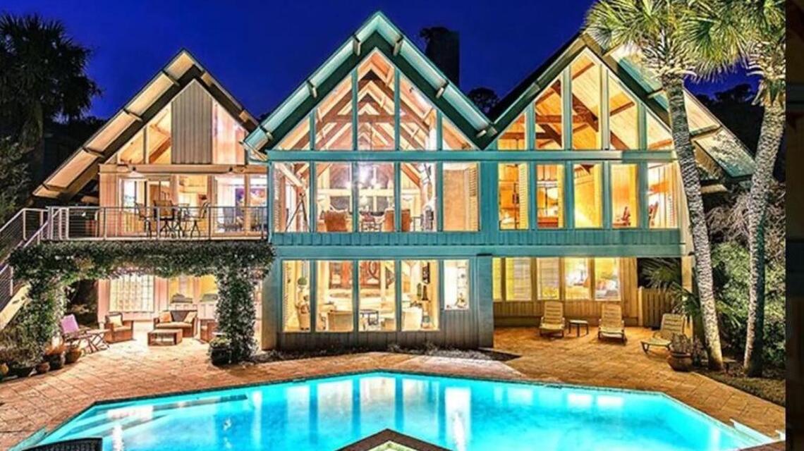 Booking, cleaning, taxes — here’s where Hilton Head ranks in terms of extra Airbnb fees