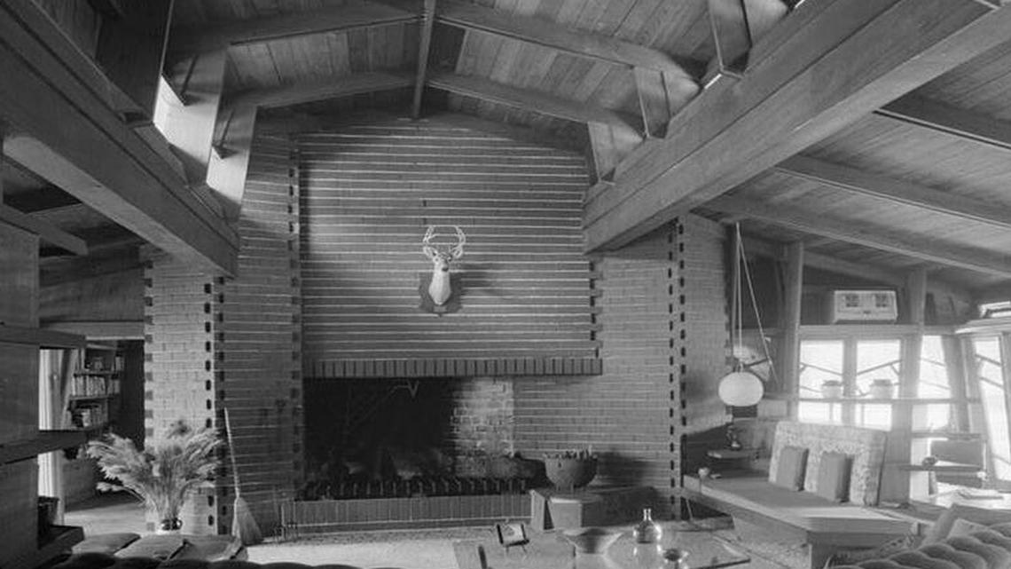 This photo of the living room at Auldbrass Plantation comes from the Historic American Buildings Survey, Historic American Engineering Record or Historic American Landscapes Survey.
