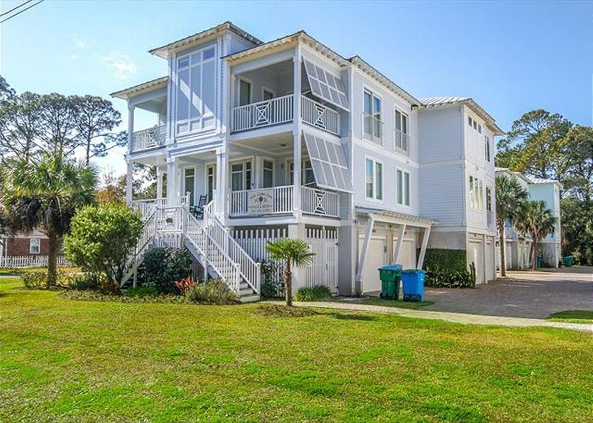 Paula Deen’s Tybee Island home.