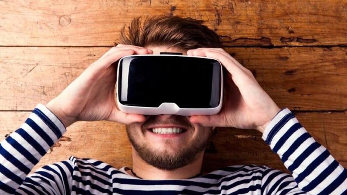 25 virtual reality headsets you can buy right now
