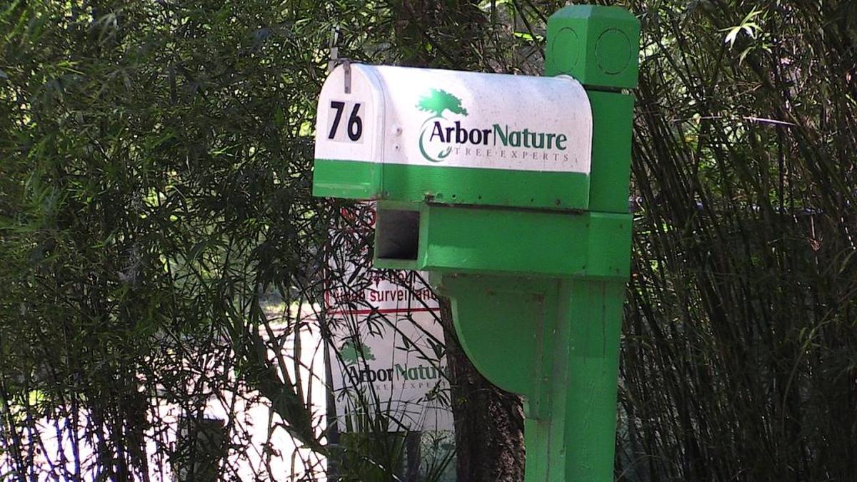 Hilton Head Island mulching business ArborNature, on Leg O’ Mutton Road across from Indigo Run, has drawn the ire of some area residents and businesses over noise from the company’s wood chippers. The firm was cited by the town in 2016 and appealed.