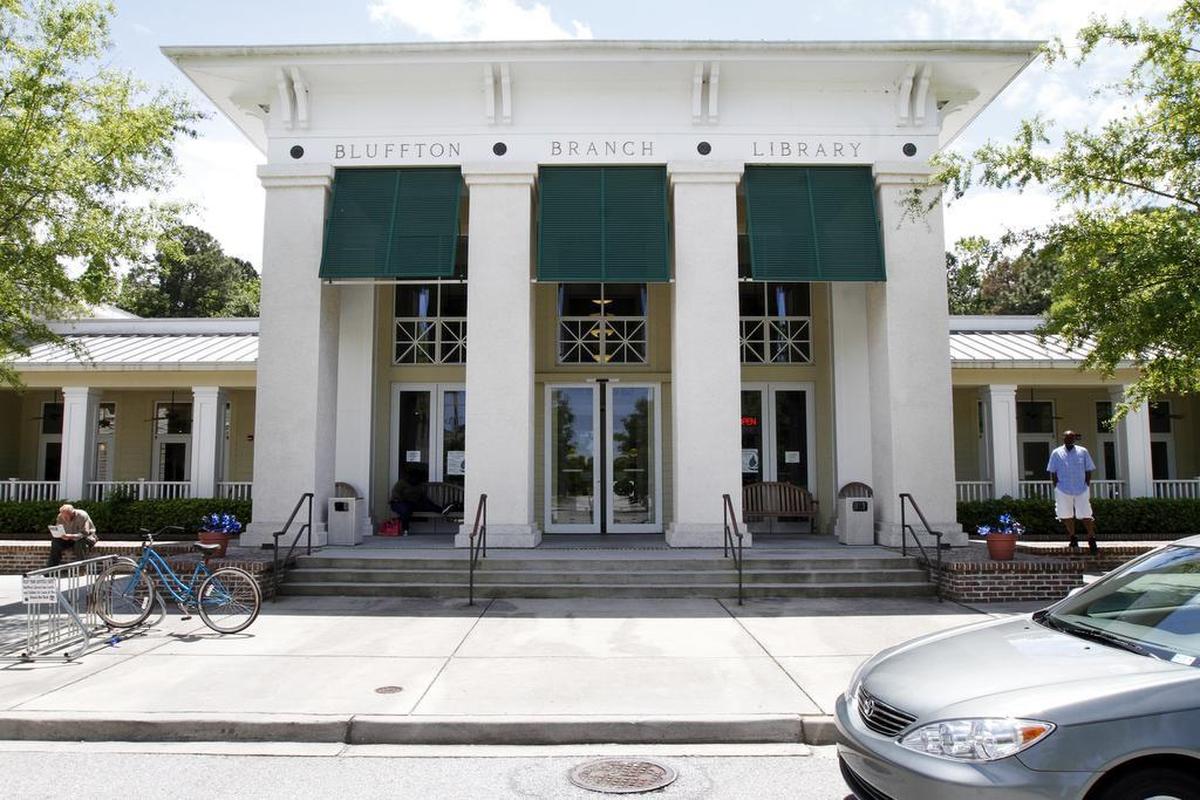 The Bluffton branch of the Beaufort County Library is photographed in April 2015.