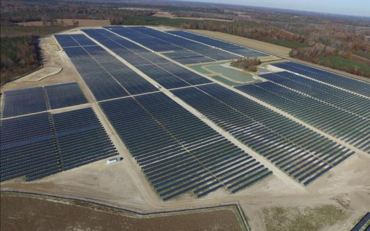 Dominion’s Woodland Solar facility produces approximately 19 megawatts of electricity on approximately 200 acres. It is located in Isle of Wight County, Va. The company’s Jasper County array will sit on 80 acres.