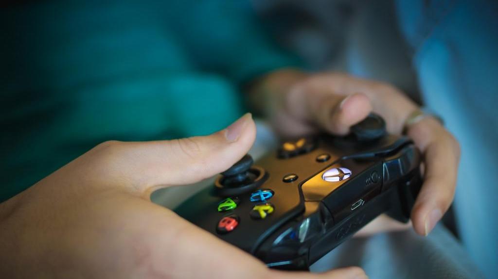 Know a kid who’s really into video games? This Beaufort program can train them for a job.