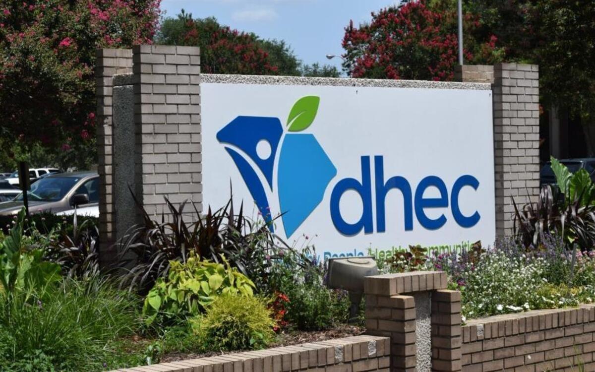 Sign for the South Carolina Department of Health and Environmental Control.