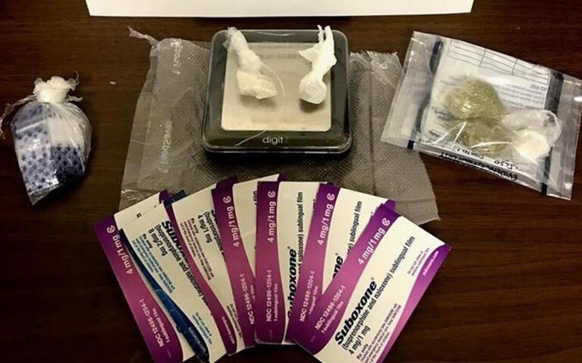 Jasper County Sheriff’s Office and Bluffton Police Department arrested a pair of Georgia residents on drug charges Wednesday after finding crack and heroin at a Hardeeville area hotel.