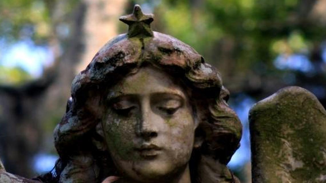 Savannah’s Bonaventure Cemetery haunts past and present