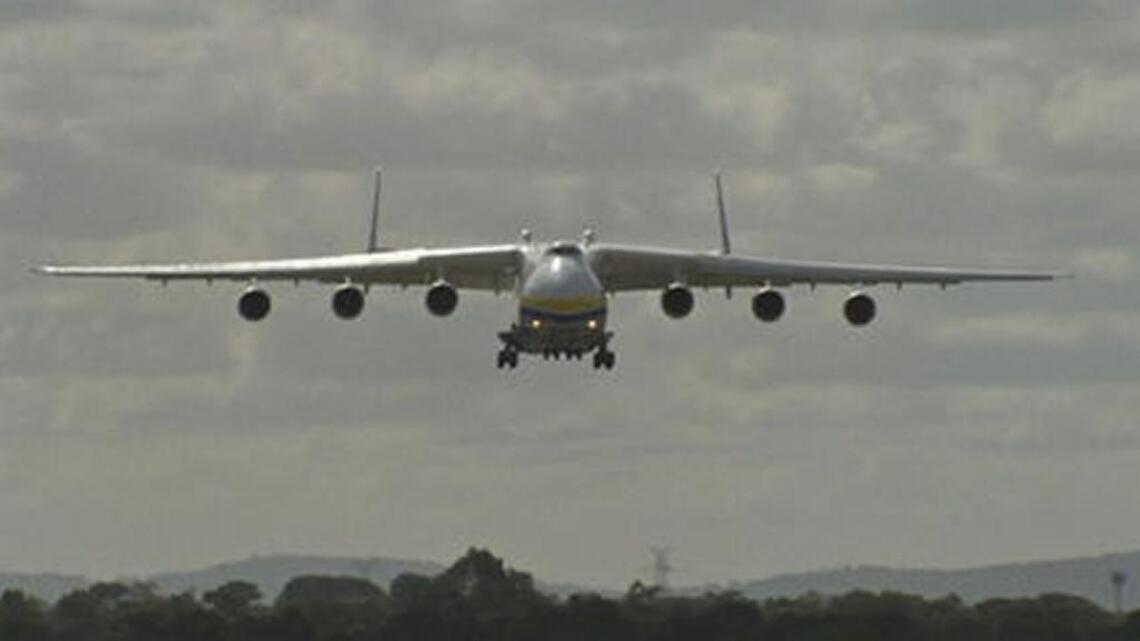 Watch the world's largest airplane land in Australia