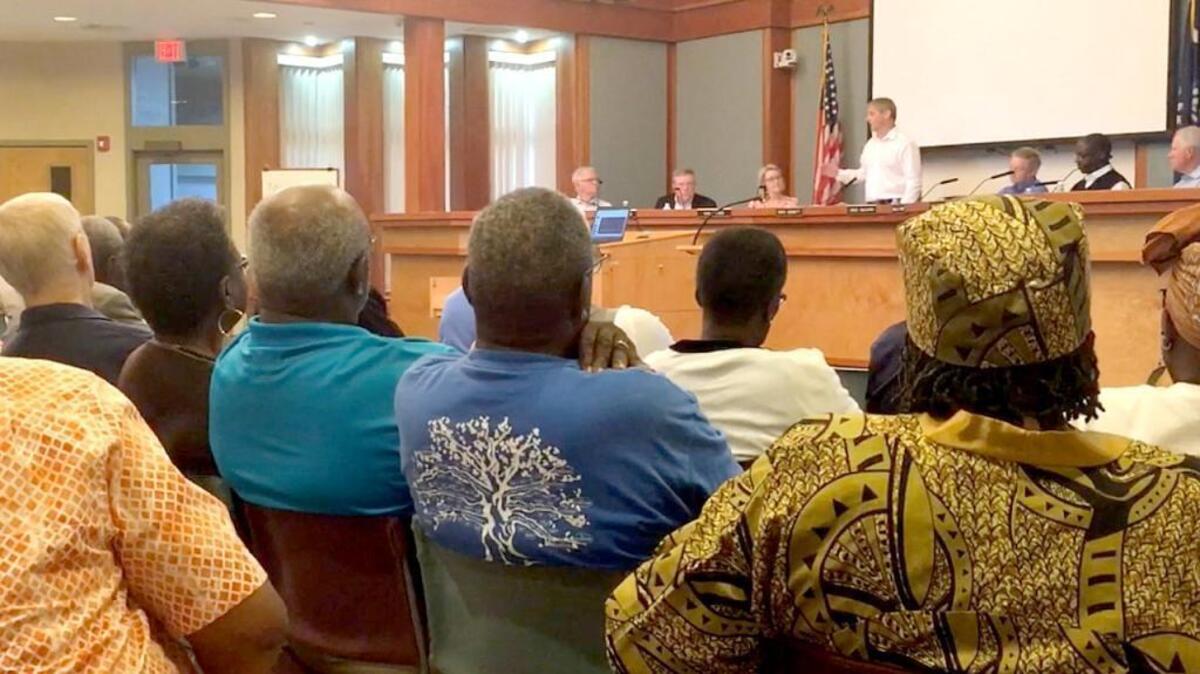 Hilton Head Island mayor David Bennett addresses the native islander community Tuesday.