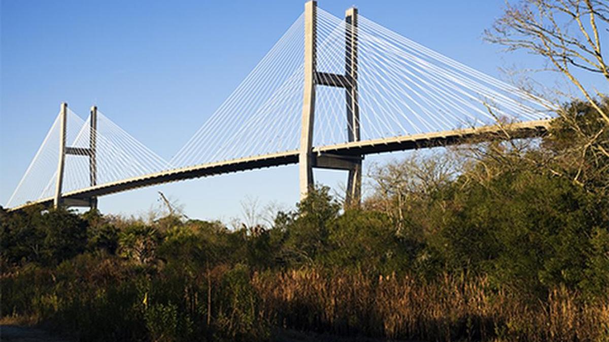The Talmadge Bridge that connects Jasper County, S.C. to Savannah, Ga. will close due to strong winds caused by Hurricane Irma.