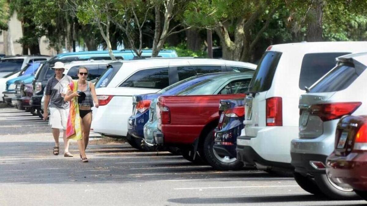 Public beach parking a growing concern on Hilton Head Island.