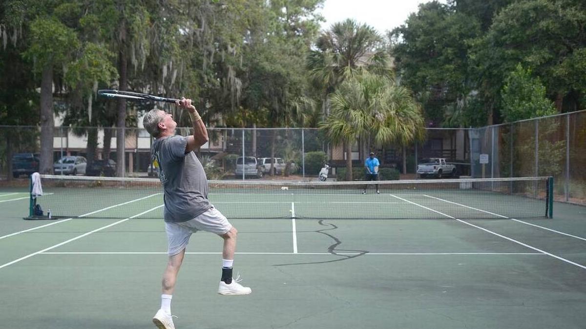 Either Hilton Head Island or Beaufort County must step up with more public places to play or the game — and the tourism dollars that come with it — will dwindle.
