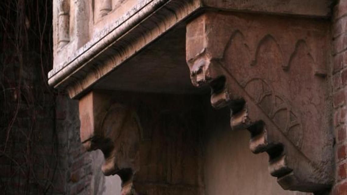 Ghost of Shakespeare clearly wants Hilton Head to be pals with Italians