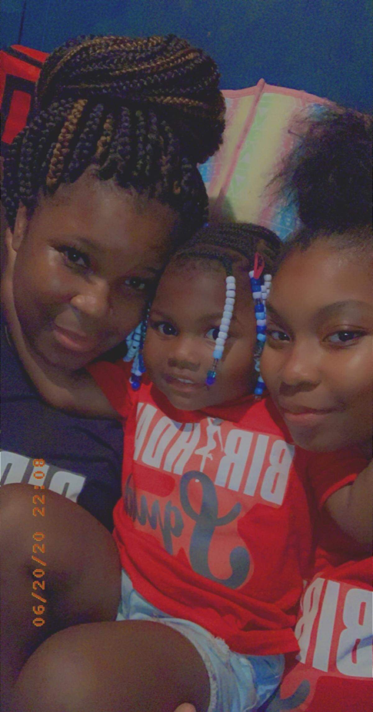 Sharonda Jenkins with daughter Laquisea and granddaughter Lyric.