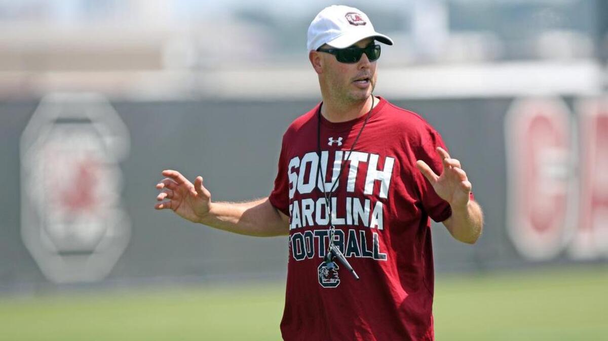 South Carolina football offensive coordinator Kurt Roper