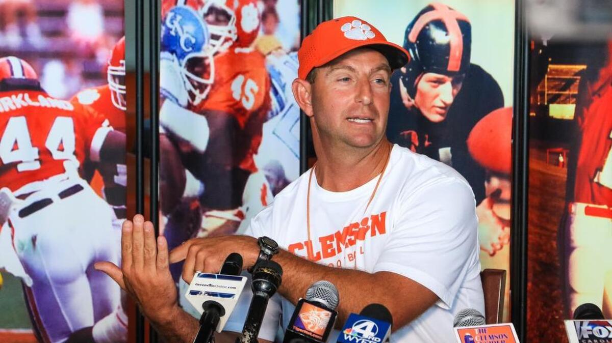 Clemson is studying film from LSU and Auburn to prepare for Kevin Steele’s defense.