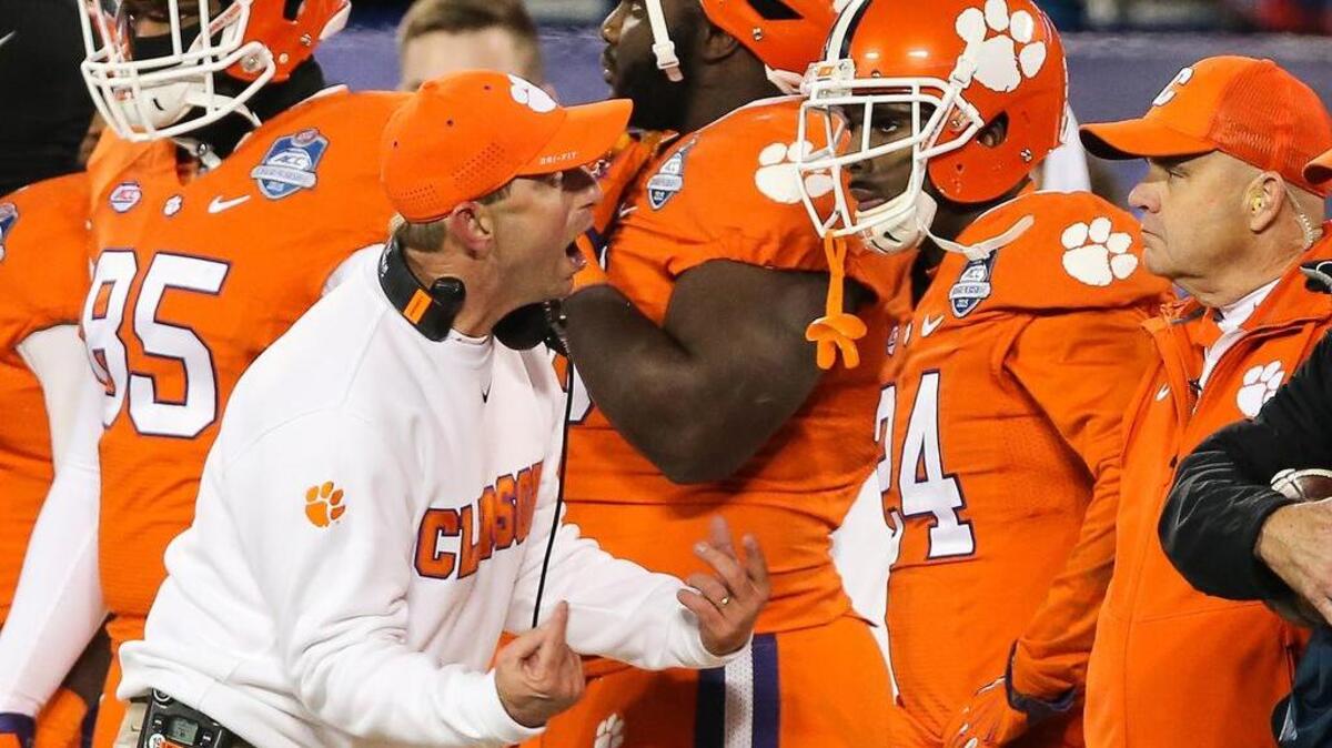 Clemson defensive back Mark Fields (24)