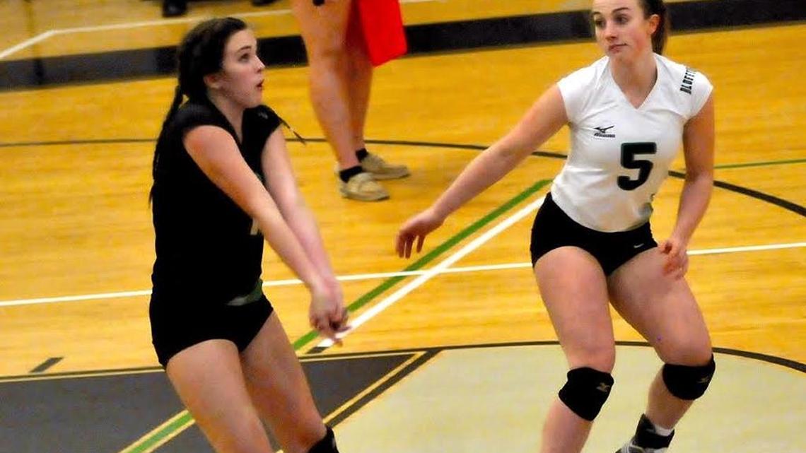 Bluffton falls to Bishop England for 3A Lower State volleyball crown
