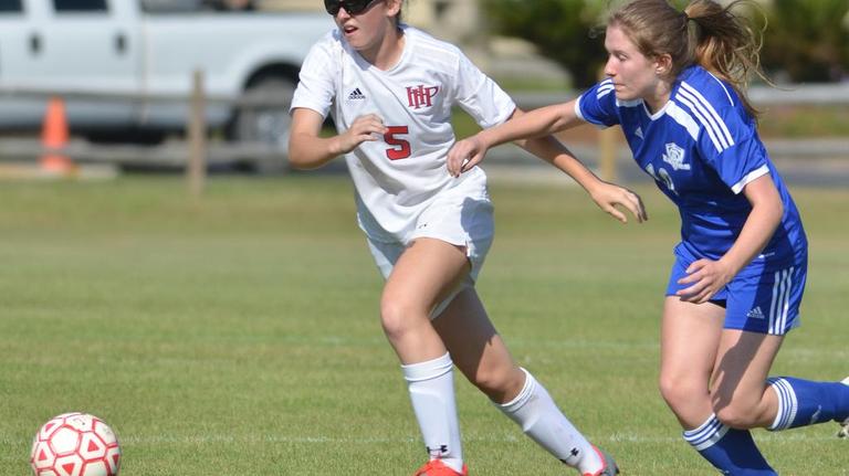 Prep girls soccer versus Pee Dee Academy