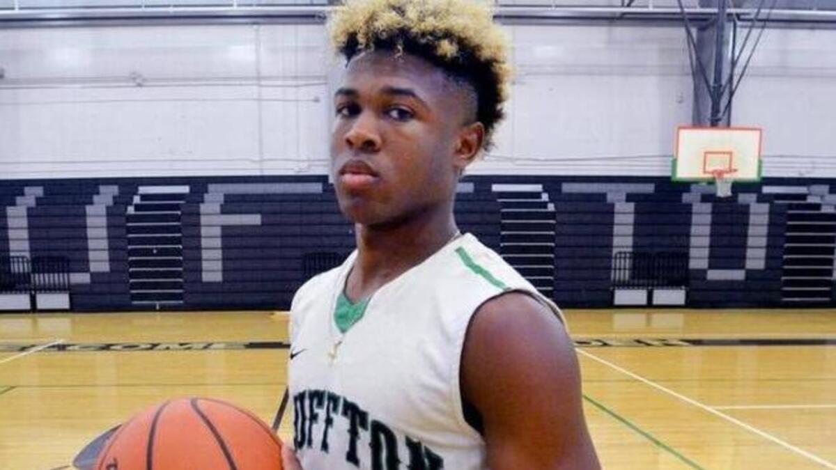 Bluffton standout Jermaine Patterson committed to play basketball at Queens University on Monday.