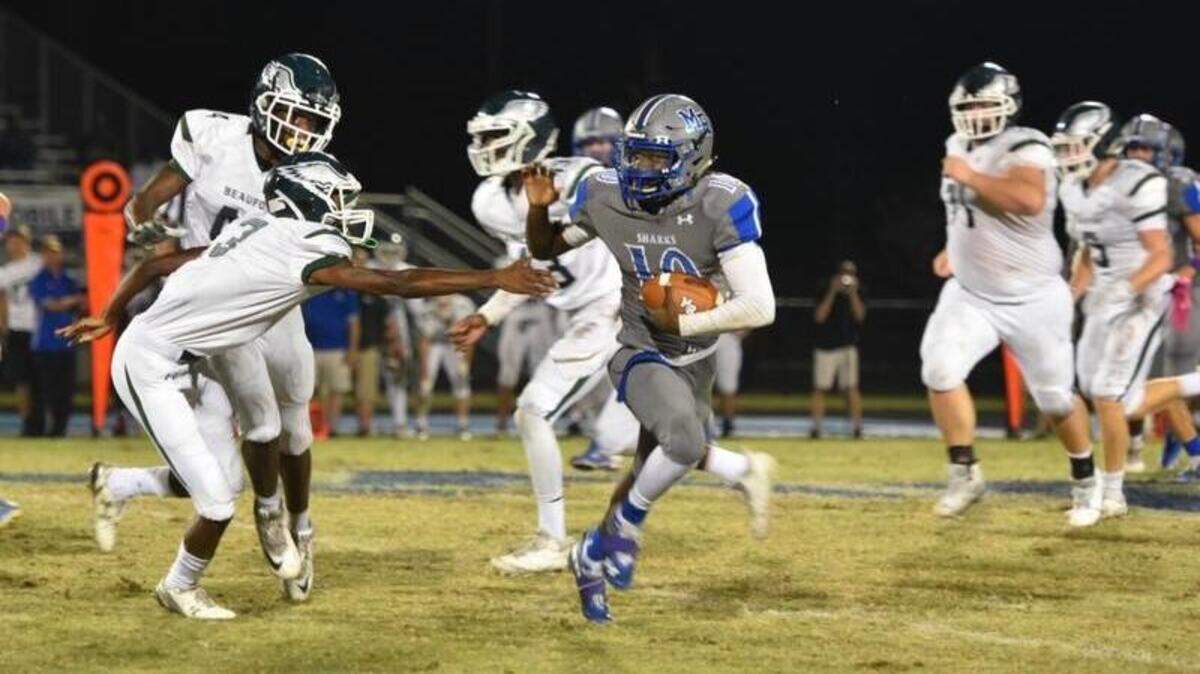 May River defeated Colleton Prep on Friday, Nov. 2, 2018, to finish the regular season at 10-0.